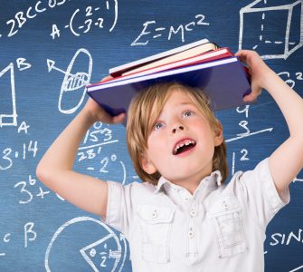 I giochi di matematica per bambini possono rendere questa materia più simpatica a tutti? (Photo by www.freepick.com)