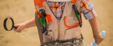 Si può educare alla gentilezza e alla verità attraverso l'arte e la storia.